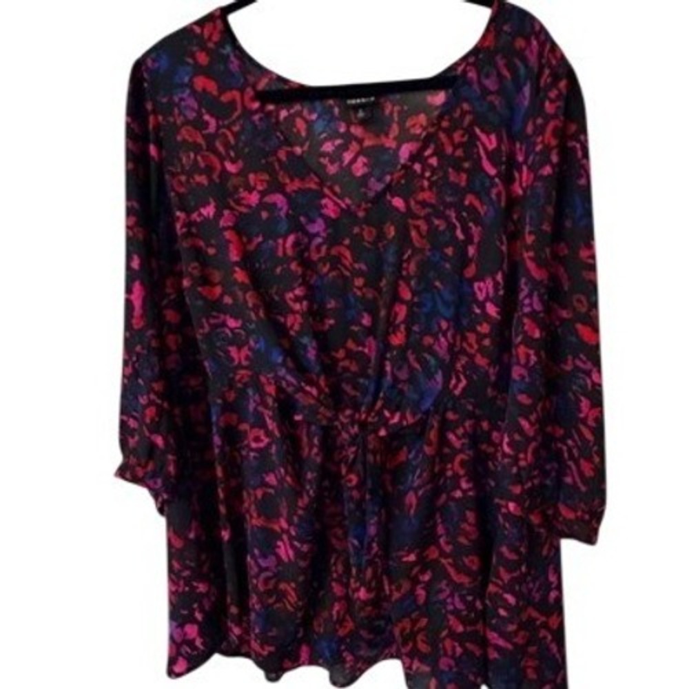 Torrid Pink Blue Leopard Print Tie Front V-Neck Blouse Size 2 Plus Size - Picture 11 of 11